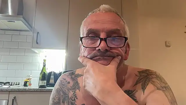 poggles online show from September 20, 2025, 9:05 pm