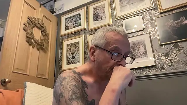 poggles online show from February 11, 2026, 4:34 pm