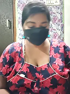 Liyaa 24 online show from March 19, 2026, 4:33 pm