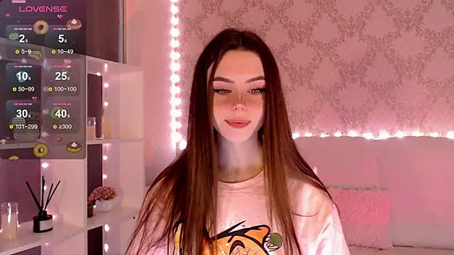 HolyMiax online show from September 15, 2025, 3:17 am