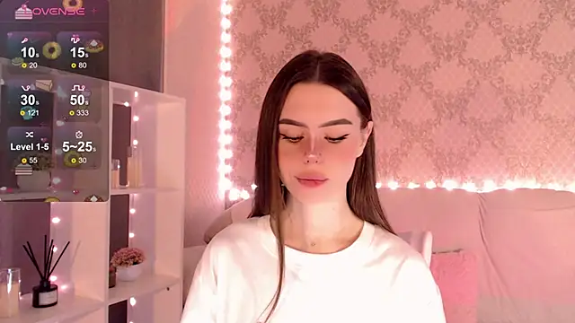 HolyMiax online show from October 18, 2025, 3:31 am