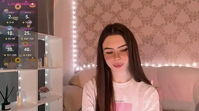 HolyMiax online show from November 27, 2025, 3:41 am