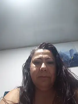 EmmaJhomson online show from April 19, 2026, 8:24 am