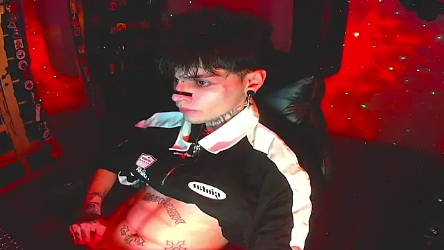 prince x dark online show from November 21, 2025, 6:12 am