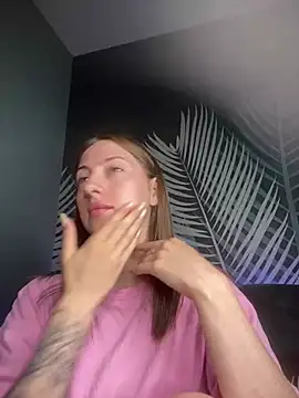 ChristyCrayme online show from June 4, 2026, 10:16 pm