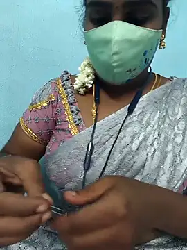 Snapshot of Tamil_riyalini12 chatting on October 2, 2025, 7:21 pm Tamil riyalini12 online show from October 2, 2025, 7:21 pm