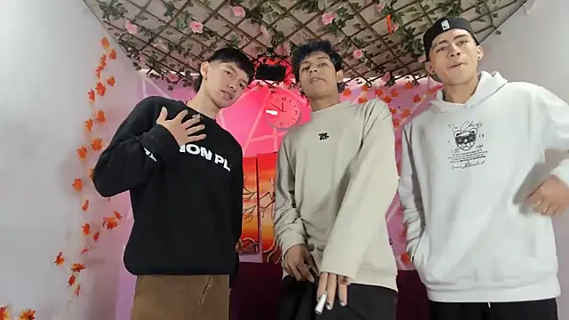 Snapshot of Bastian_boyshot77 chatting on September 15, 2025, 2:06 pm Bastian boyshot77 online show from September 15, 2025, 2:06 pm