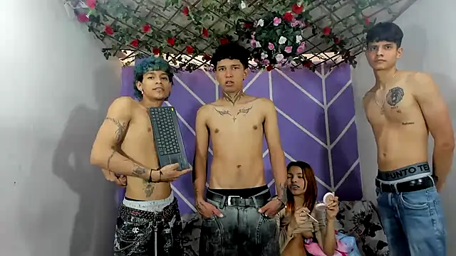 Snapshot of Bastian_boyshot77 chatting on October 18, 2025, 2:40 pm Bastian boyshot77 online show from October 18, 2025, 2:40 pm