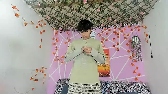 Snapshot of Bastian_boyshot77 chatting on December 17, 2025, 2:12 pm Bastian boyshot77 online show from December 17, 2025, 2:12 pm