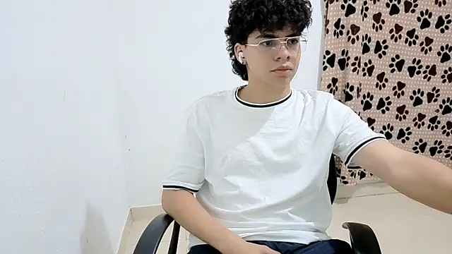 Kei Dream online show from October 5, 2025, 1:59 am