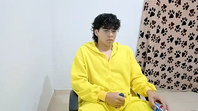 Kei Dream online show from October 30, 2025, 3:57 pm