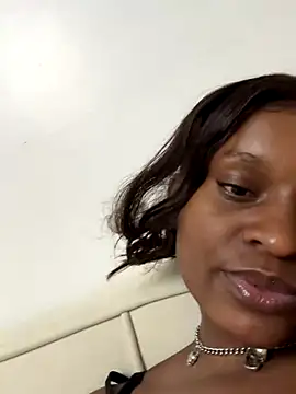 Lil-shawrie online show from December 20, 2025, 6:42 am