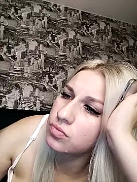 HoneyNelly online show from November 7, 2025, 12:43 am