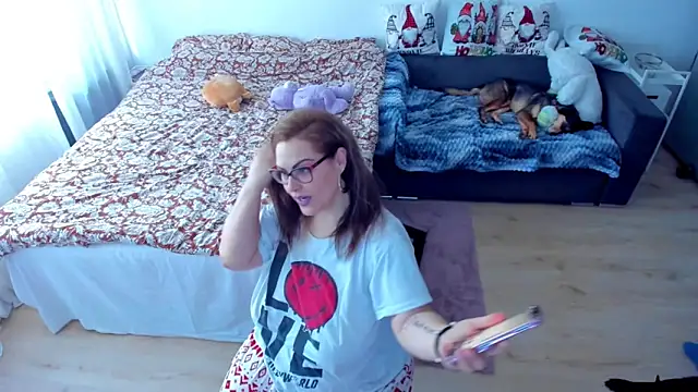 Squirt Kimm online show from December 18, 2025, 11:49 am