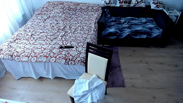 Squirt Kimm online show from December 21, 2025, 10:00 am