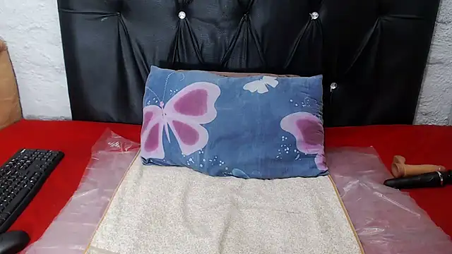 babyotria online show from September 9, 2025, 10:59 am