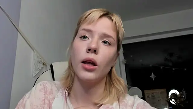 Snapshot of _CuteAsFuck_ chatting on October 12, 2025, 1:21 pm CuteAsFuck online show from October 12, 2025, 1:21 pm