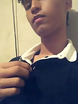 Jean200600 online show from September 8, 2025, 5:23 pm