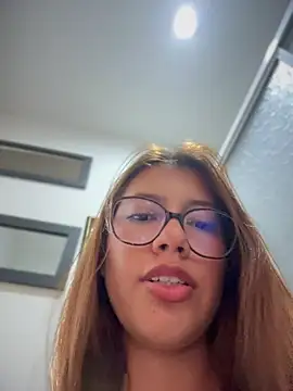 sara calderon online show from April 18, 2026, 7:07 pm