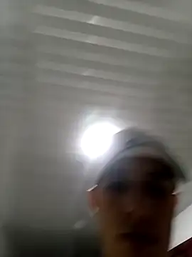 lacone1028 online show from February 7, 2026, 7:01 am