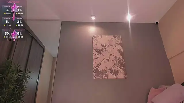 Hailey-Fox online show from December 19, 2025, 10:39 pm