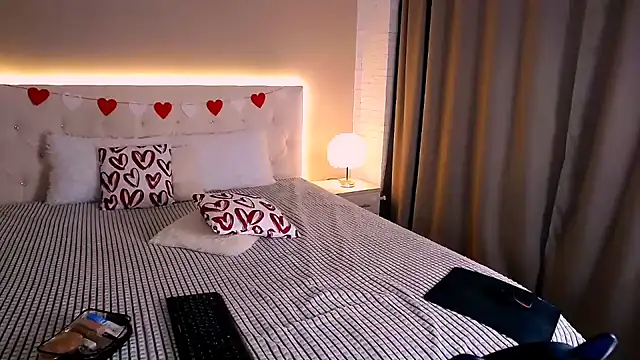 MonikaBelachi online show from February 16, 2026, 6:09 am