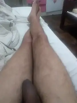 GuilhermeYuree online show from October 17, 2025, 4:26 am