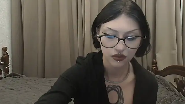 Susie su online show from May 15, 2026, 4:03 pm