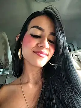 Juliana Xander online show from November 5, 2025, 2:50 pm