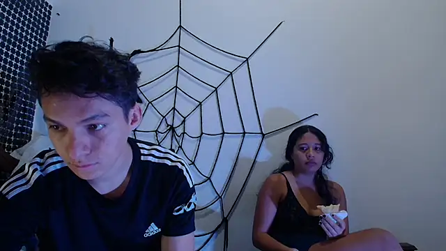 Aria Arthur online show from October 17, 2025, 12:30 pm