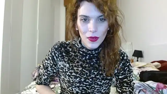 refem9 online show from October 3, 2025, 3:42 pm