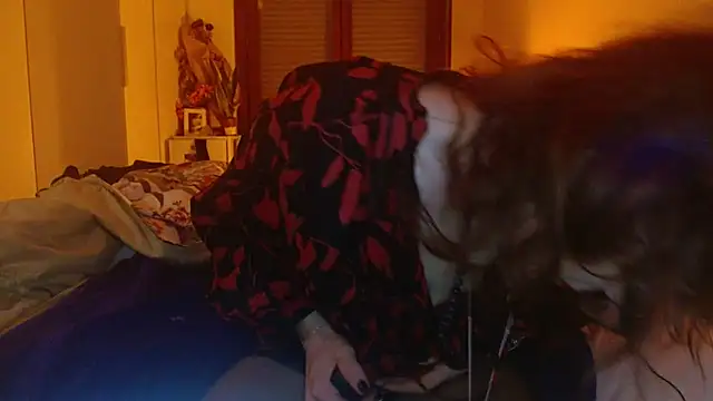 refem9 online show from November 11, 2025, 5:46 pm