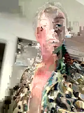 sweetsirenn online show from September 18, 2025, 1:46 pm