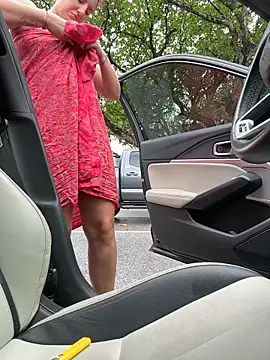 sweetsirenn online show from March 13, 2026, 6:47 pm