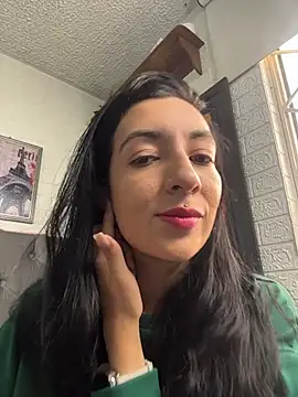 Snapshot of SALOME_KORLAND chatting on October 17, 2025, 7:27 pm SALOME KORLAND online show from October 17, 2025, 7:27 pm