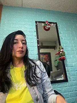 SALOME KORLAND online show from December 16, 2025, 7:30 pm