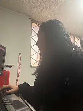 SALOME KORLAND online show from February 21, 2026, 1:12 pm