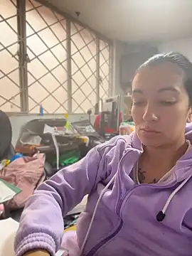 SALOME KORLAND online show from April 21, 2026, 1:28 pm