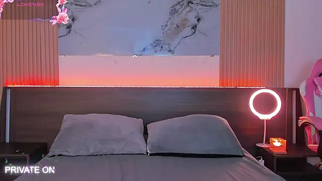 samanthaa moon online show from February 23, 2026, 11:46 pm