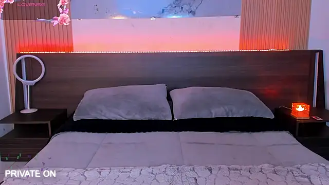 samanthaa moon online show from June 23, 2026, 12:41 am