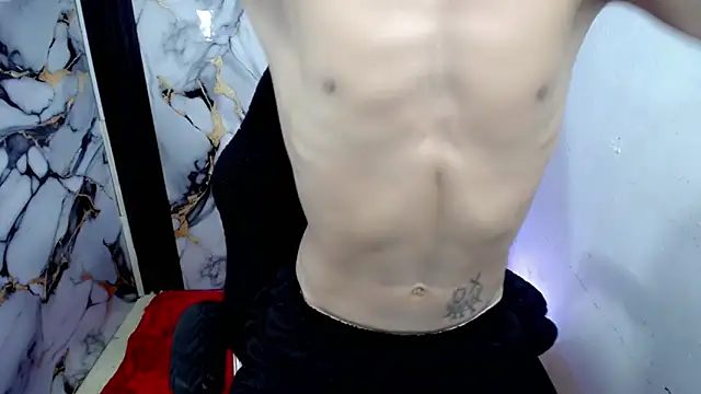 Thommy cute online show from March 3, 2026, 8:15 pm