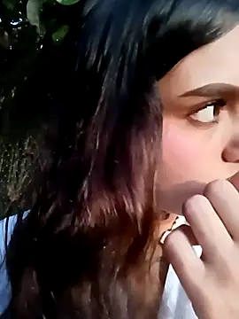 Alis 1327 online show from September 13, 2025, 11:15 pm