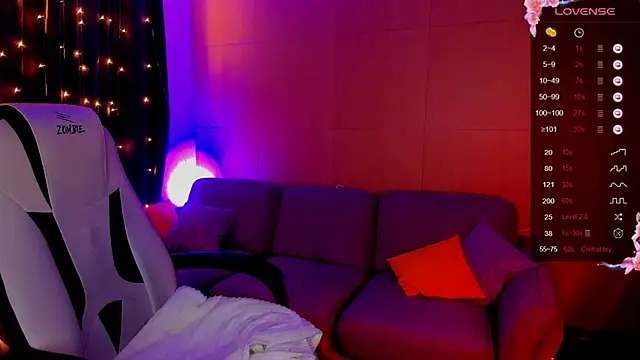 deboramoore online show from September 18, 2025, 2:13 am