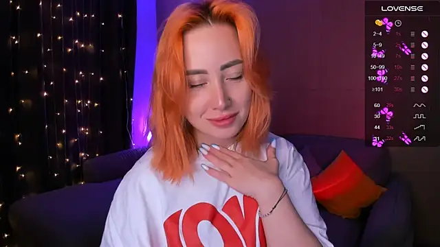 deboramoore online show from April 19, 2026, 1:49 am