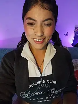Fox Roxxan online show from July 1, 2026, 3:30 am