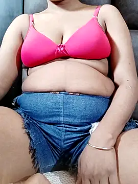 monalisa639536 online show from September 27, 2025, 7:57 am