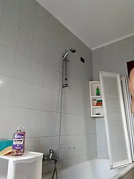 Alessio1987 online show from April 1, 2026, 4:37 pm