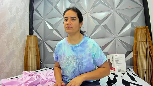 Snapshot of GreciaFox1 chatting on December 1, 2025, 11:26 am GreciaFox1 online show from December 1, 2025, 11:26 am