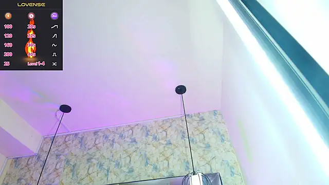 Luciifeer  online show from November 21, 2025, 6:39 pm