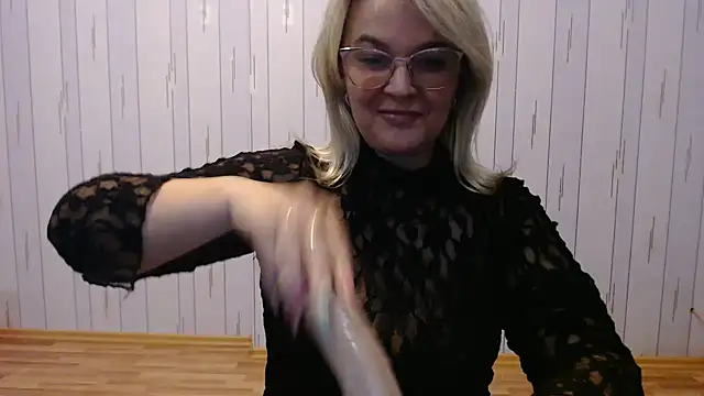 EleanoraDream online show from October 14, 2025, 3:13 pm